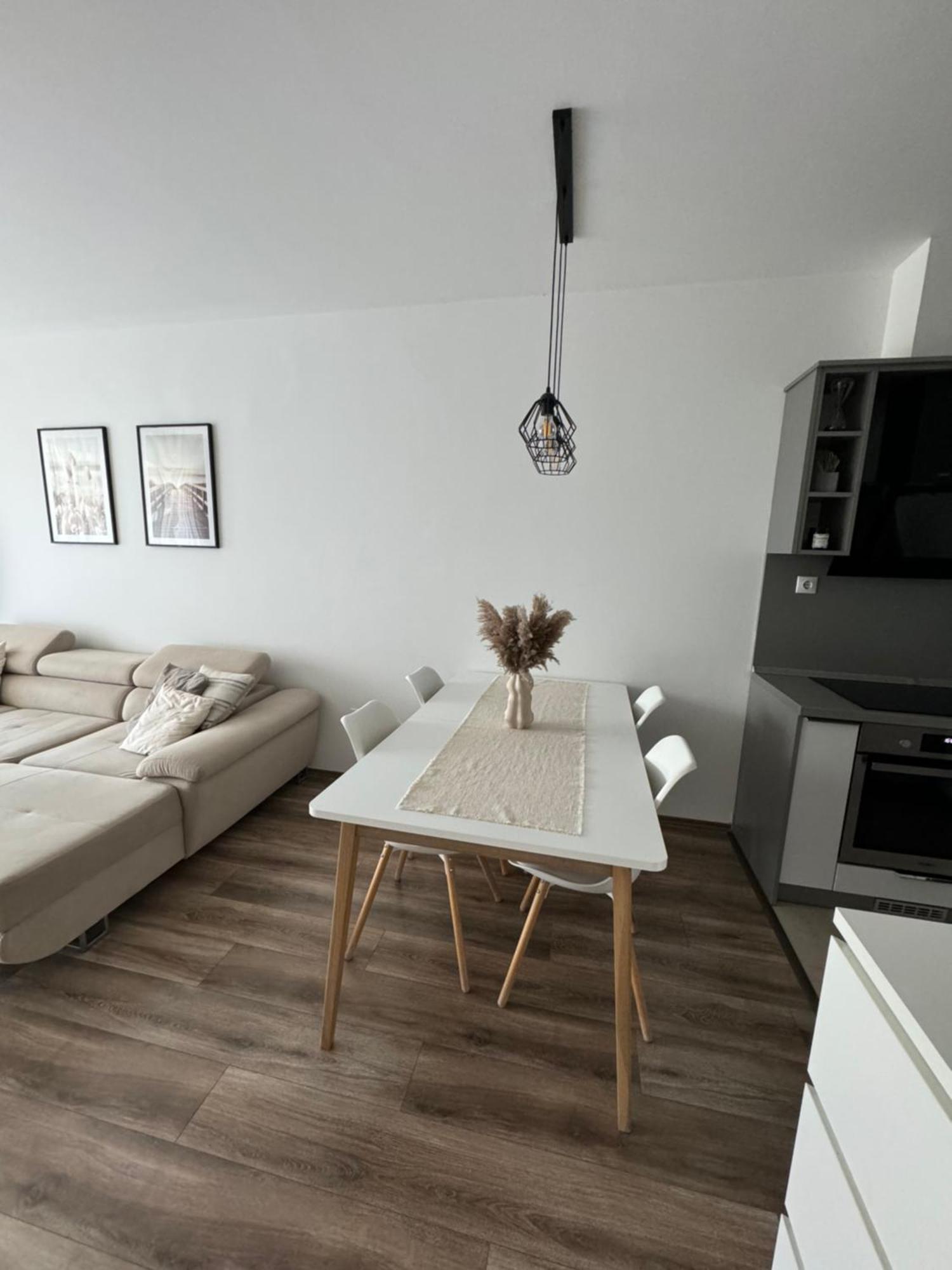 Lelle Resort Apartman Balatonlelle Exterior foto